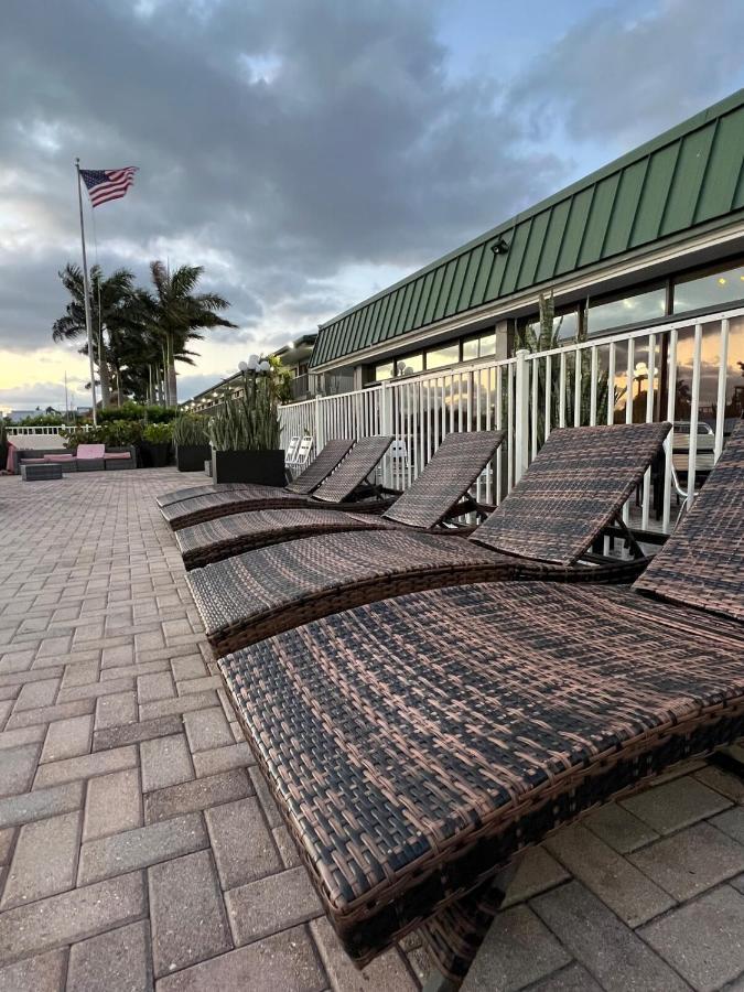 Marina Vibes - Sarasota 호텔 South Bradenton 외부 사진