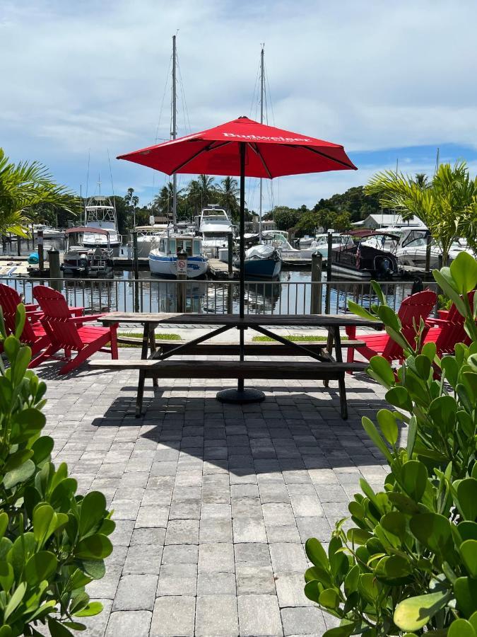 Marina Vibes - Sarasota 호텔 South Bradenton 외부 사진