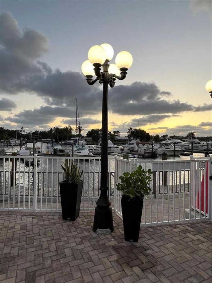 Marina Vibes - Sarasota 호텔 South Bradenton 외부 사진